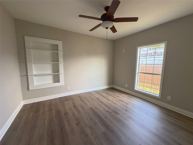 716 74th Street, Houston, TX 77011