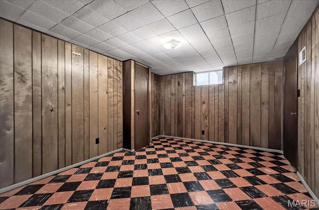 1865 Clover Lane, Florissant, MO 63031