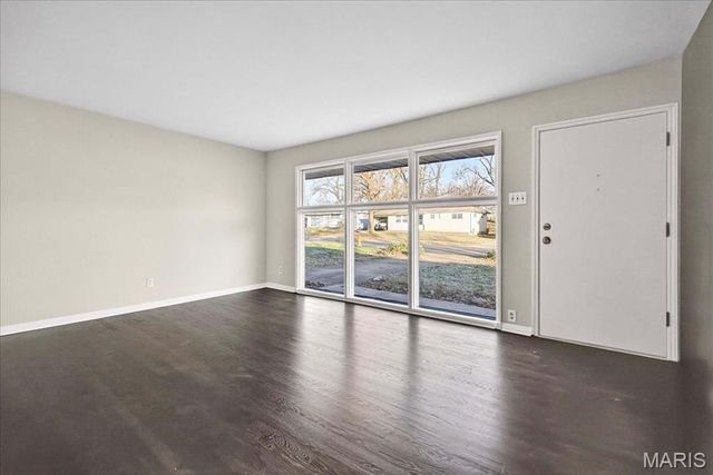 1865 Clover Lane, Florissant, MO 63031