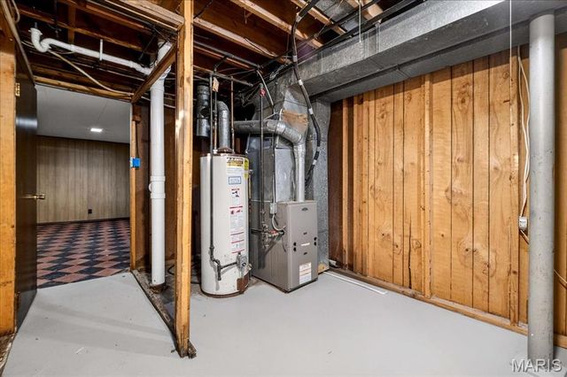 1865 Clover Lane, Florissant, MO 63031