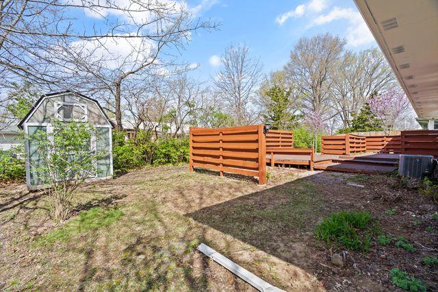 1103 SIOUX DR, Fulton, MO 65251