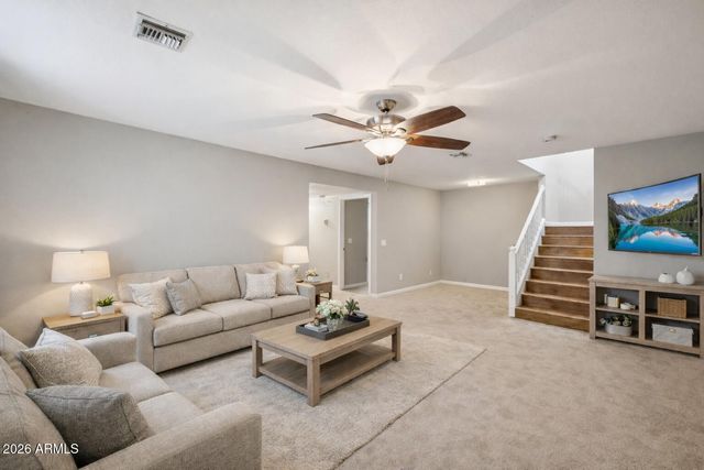 702 W Why Worry Lane, Phoenix, AZ 85021