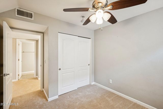 702 W Why Worry Lane, Phoenix, AZ 85021