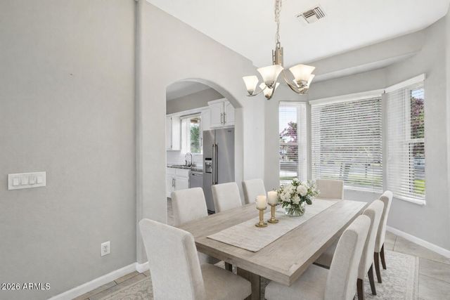 702 W Why Worry Lane, Phoenix, AZ 85021