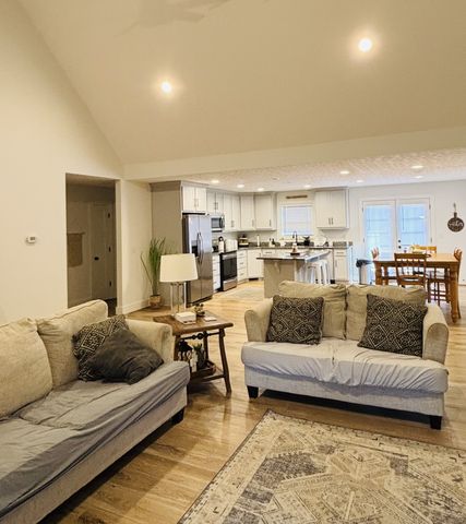 150 Hickory Ridge Ln, Hartsville, TN 37074