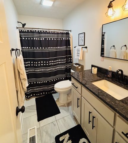 150 Hickory Ridge Ln, Hartsville, TN 37074