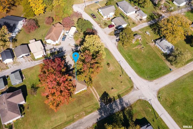 320 FRANKLIN Avenue, Orient, IL 62874