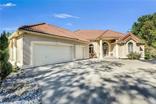 4305 Willow Place Court, Blue Springs, MO 64014