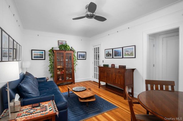 2 Westchester Ave 3N, White Plains, NY 10601