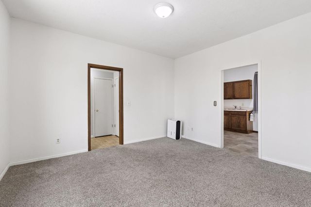 534 Annapolis Street, South Saint Paul, MN 55075