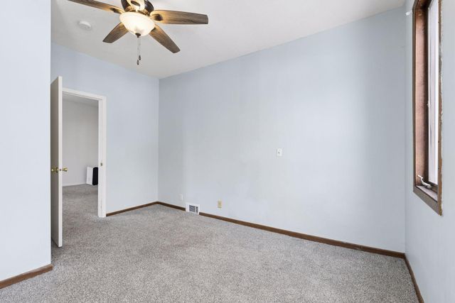 534 Annapolis Street, South Saint Paul, MN 55075