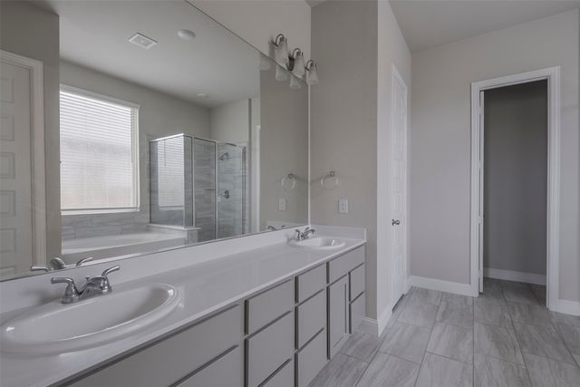 424 Burrow Drive, Waxahachie, TX 75167