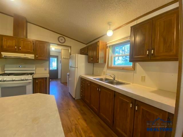 12662 ROBINS ROOST RD, Hill City, SD 57745