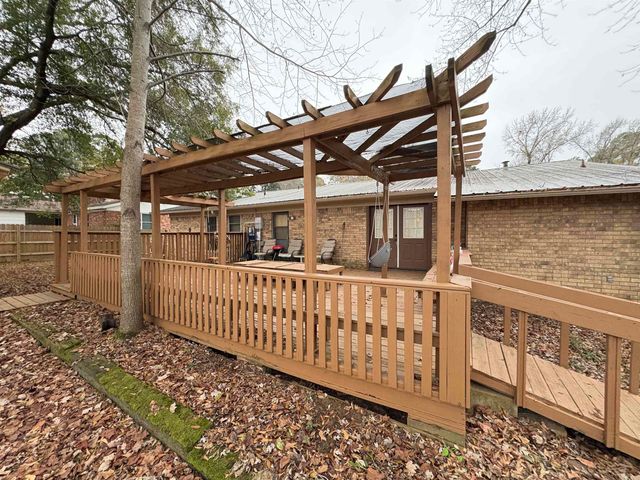 64 Mohawk, Searcy, AR 72143