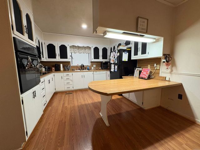 64 Mohawk, Searcy, AR 72143