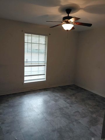 3512 Charry Dr, Baker, LA 70714