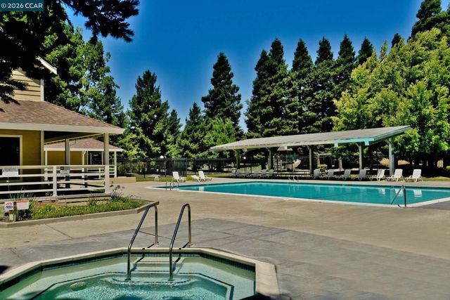 1819 Mockingbird Pl, Danville, CA 94526