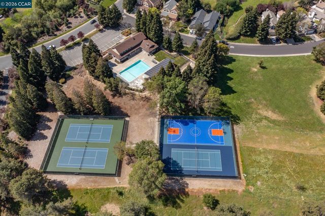 1819 Mockingbird Pl, Danville, CA 94526