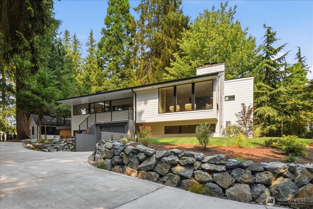 Image 1 of property listing at 836 NW Richmond Beach Road, Shoreline, WA 98177