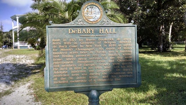 224 Mansion Blvd, Debary, FL 32713