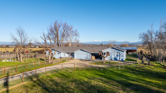 3721 Drybread Road, Cottonwood, CA 96022