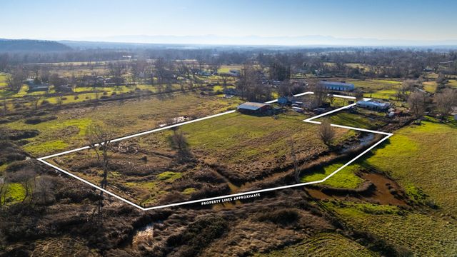 3721 Drybread Road, Cottonwood, CA 96022