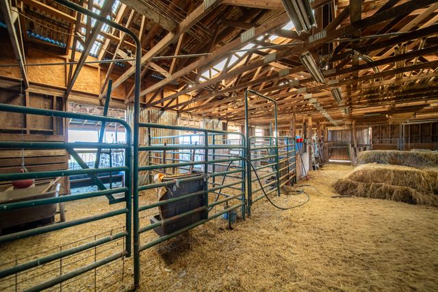 3721 Drybread Road, Cottonwood, CA 96022