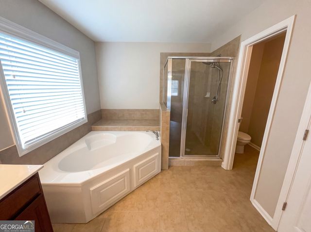 1220 Edgebrook Lane, Snellville, GA 30078