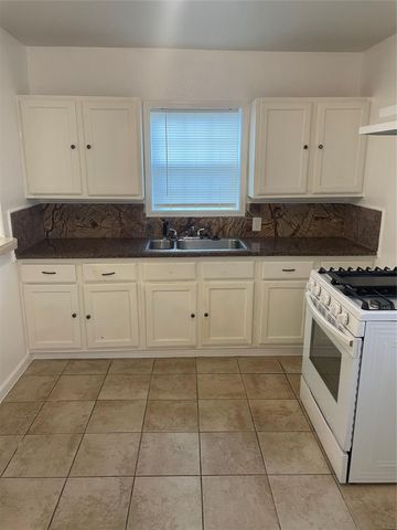 511 Wafer Street, Pasadena, TX 77506