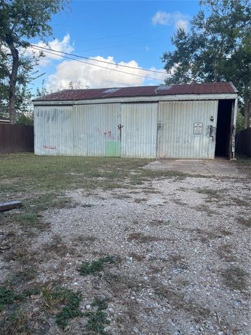 511 Wafer Street, Pasadena, TX 77506