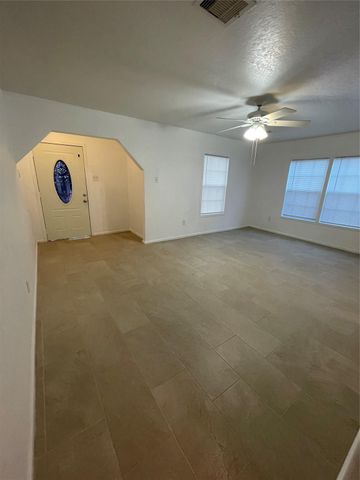 511 Wafer Street, Pasadena, TX 77506