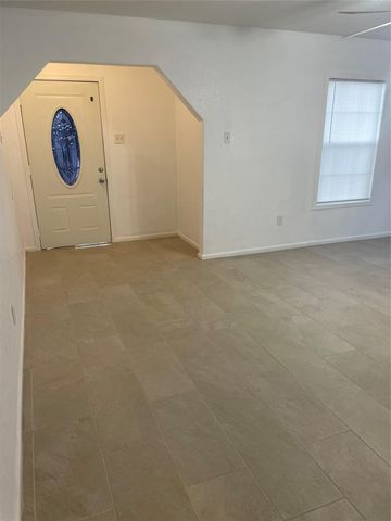 511 Wafer Street, Pasadena, TX 77506