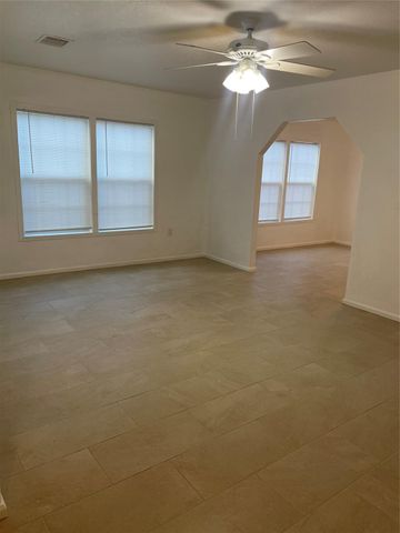 511 Wafer Street, Pasadena, TX 77506