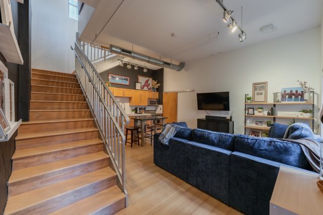 239 Rep John Lewis Way N Apt 300, Nashville, TN 37219