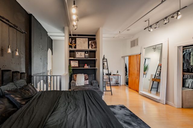 239 Rep John Lewis Way N Apt 300, Nashville, TN 37219