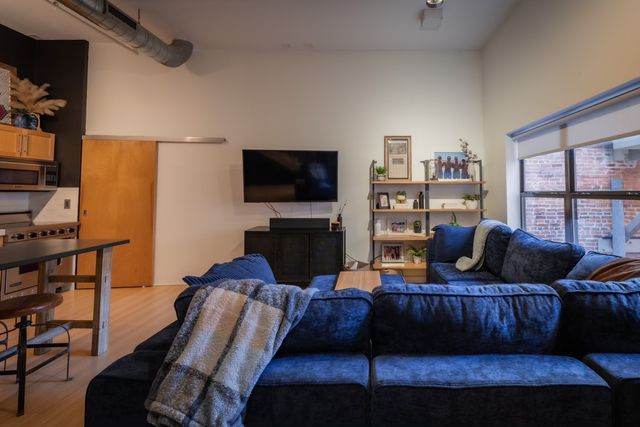 239 Rep John Lewis Way N Apt 300, Nashville, TN 37219