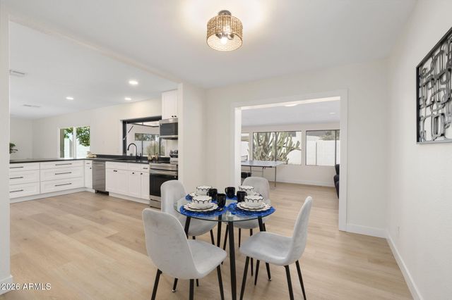 2531 W CAMPO ALEGRE Circle, Mesa, AZ 85202