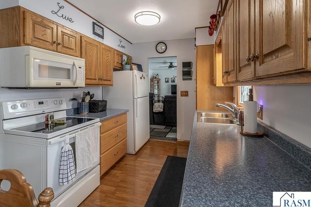 608 SW 1st Street, Madelia, MN 56062