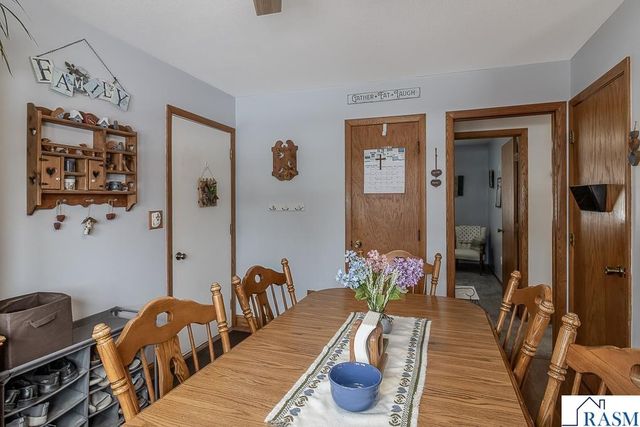 608 SW 1st Street, Madelia, MN 56062