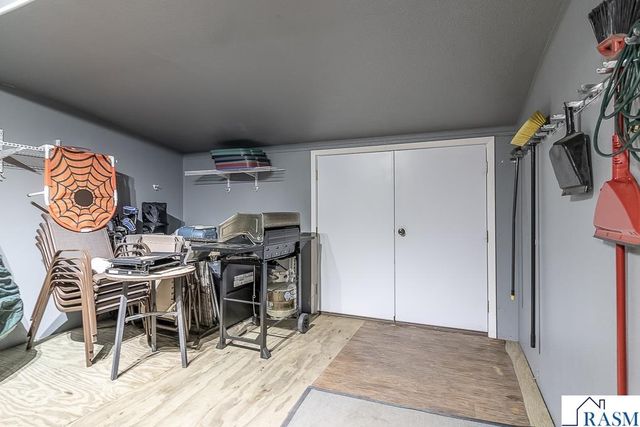 608 SW 1st Street, Madelia, MN 56062