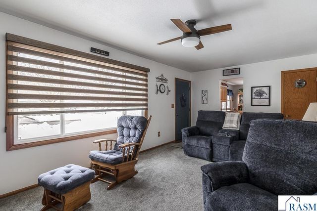 608 SW 1st Street, Madelia, MN 56062