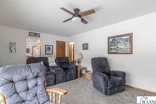 608 SW 1st Street, Madelia, MN 56062