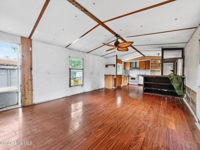 4159 9th Street SE, Boiling Spring Lakes, NC 28461