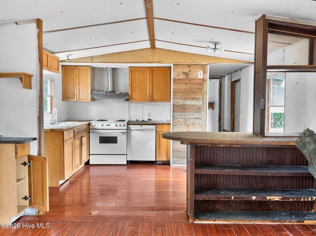 4159 9th Street SE, Boiling Spring Lakes, NC 28461