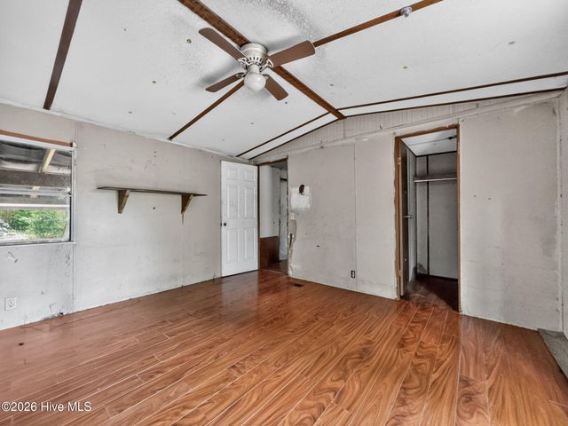 4159 9th Street SE, Boiling Spring Lakes, NC 28461