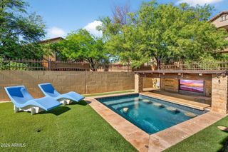 6932 E PEARL Street, Mesa, AZ 85207