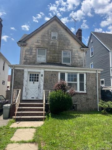9226 217th Street, Queens Village, NY 11428