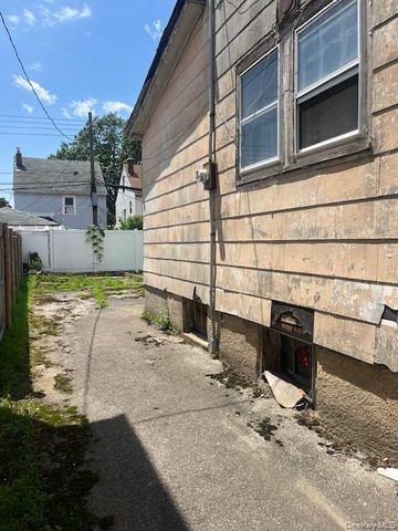 9226 217th Street, Queens Village, NY 11428