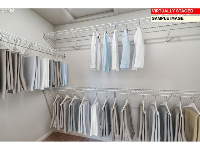 714 Merriott Ln, Woodburn, OR 97071