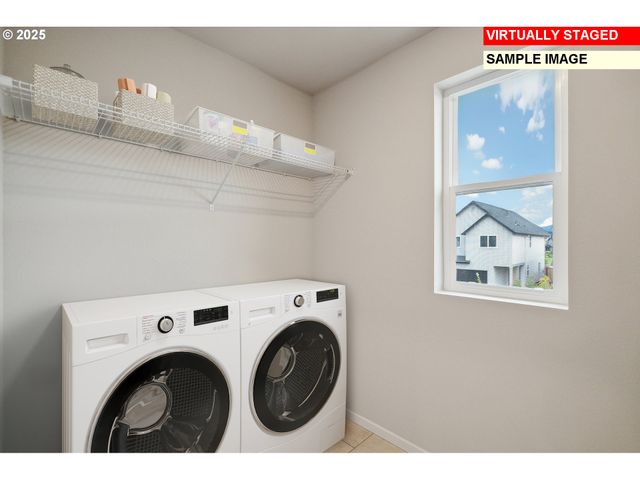 714 Merriott Ln, Woodburn, OR 97071